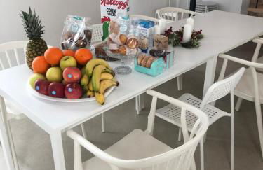 The White House Toledo - Photo 2