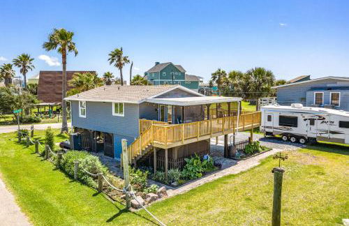 Texas Treehouse - Photo 1