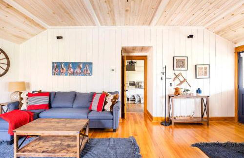 Golden Acres Ranch Hot Tub+Gameroom+Creek & wifi - Foto 26