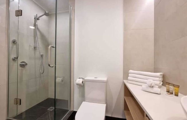 Chic CBD Studio-Aircon-Wifi -Heated Pool - Foto 10