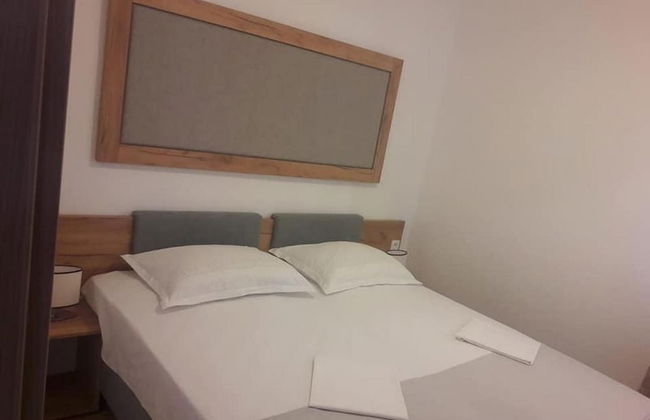 Mastrinka Bright Apartment With Free Parking and Modern Amenities - Foto 2