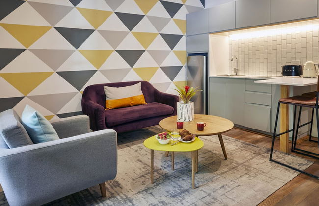 More Quarters Hotel - Photo 20