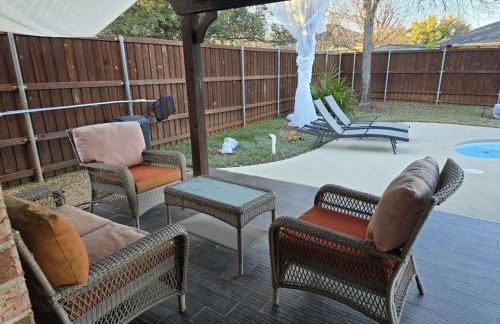 Dallas Lakeside Bliss Stay - Private Pool, Air hockey and High speed internet - Foto 10