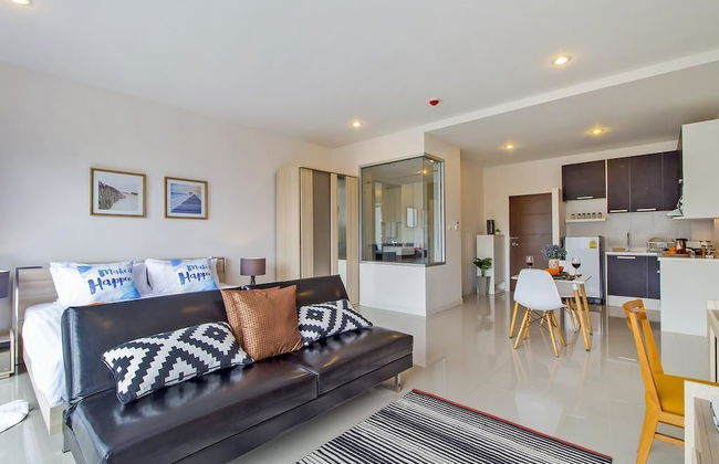 Chic Condo Karon by RESAVA - Photo 5