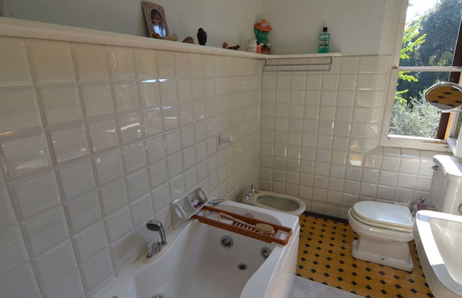 Furry Frinds With Family Home - Photo 17