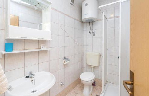 Cozy Apartment In Vidalici With Wifi - Foto 11