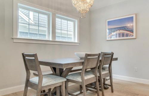 2 Mi to Public Beach! Cape Cod Gem with Fire Pit - Foto 9