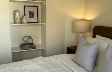 NEW! Historic Townhouse-14 min to WTC - Foto 8