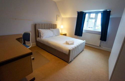 Stunning 7-Bed Home in Lichfield - Foto 32