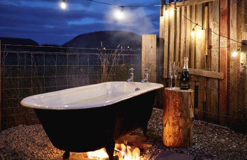 Aileen - Unique tiny house with wood fired roll top bath in heart of the Cairngorms - Foto 2