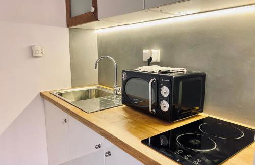 Small Gem Studio Athens, next to metro nomismatokopeio - Foto 9