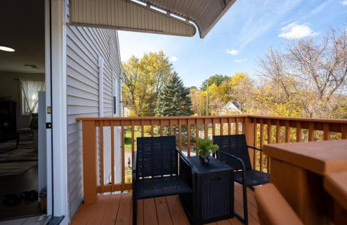 12BCozy 3BR Apartment with Koi Pond in Worcester - Foto 33