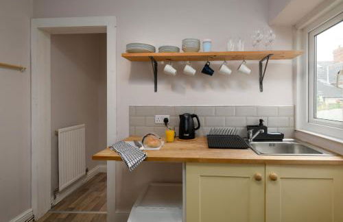 Joseph Suite - Stylish 3BR Home with Parking & WIFI - Foto 17