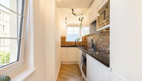 Central, Bright 2 Bed Flat - Pool & Sauna - Foto 4