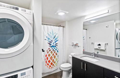 Airy and Open Corner Loft - 92 Walkscore - Foto 30