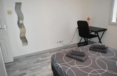 villa classée 4 étoiles avec piscine et boulodrome - Photo 27