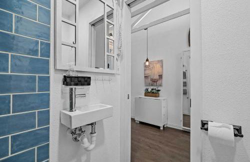 1 Mi to Lewisville Lake Fun Cozy Couples Retreat - Foto 14