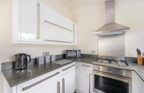 Field Cottage - Photo 8