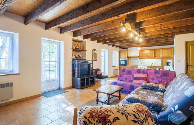 Spacious Holiday Home in Saint-nexans With Terrace - Foto 32