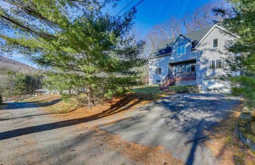 Secluded Kerhonkson Retreat with Deck and Views! - Foto 40