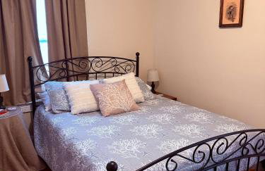 The Riverstone Getaway in historical Madison, IN - Foto 3