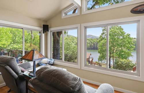 Lake Escape to an Elegant 4 Br Home 3 bath Home - Foto 18