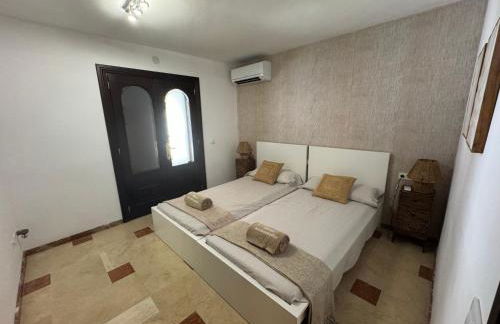 Villa with private pool -Palma Ambassador Center ETV14825 - Photo 36