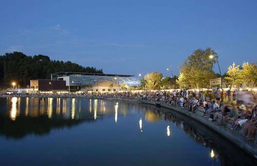 Un Petit Coin de Provence - Istres - Maison Contemporaine Avec Piscine Privée Chauffée, Entre Plages Et Provence, Borne 11 kW - Foto 51
