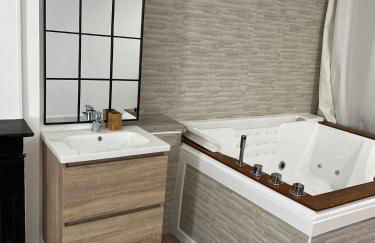 Loft ravissant 45m2 Jacuzzi RVB NIGHT 2 ÉTABLISSEMENT FERMÉ DÉFINITIVEMENT - Foto 24