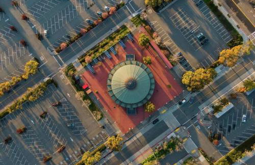 Garden Oasis Cozy Home Near Bart Shop with Parking - Photo 61