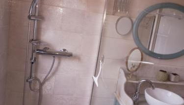 La rivierette - Foto 2, Shower