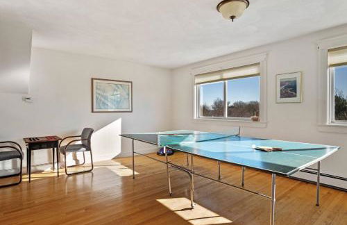 Private Pickleball | Family Friendly | Sleep 18 - Photo 28