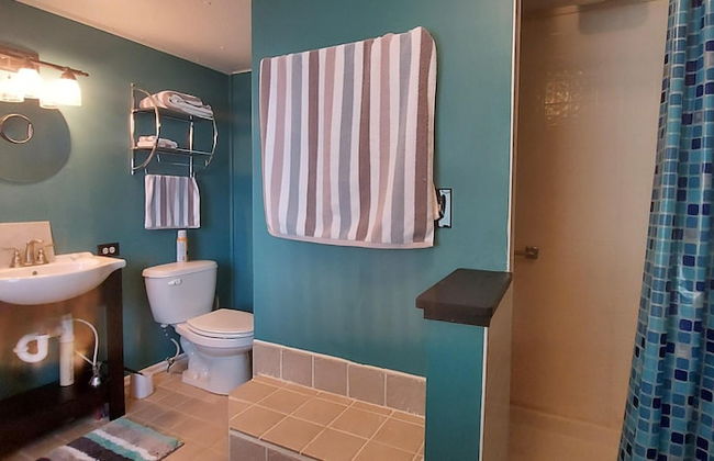 Kozy Cove Cabin - 1 Block to Lake Boat Launch - Covered Boat Parking - Lake Fun - Photo 33