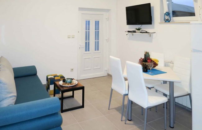 Sea-view Apartments With Pool, Terrace, and Outdoor Lounge in Scenic Čiovo Island - Foto 17