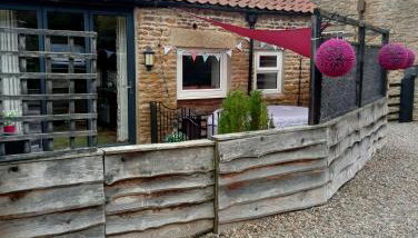 Larch Cottage Ruston with hot tub, dogs go free - Foto 3