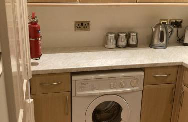 Exclusive 2 Bedroom Apartment with Summer House and Hot Tub - Foto 17