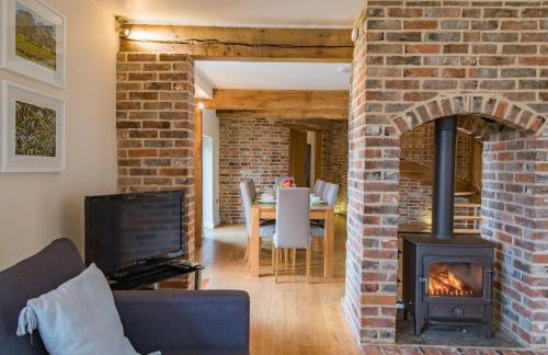 Hare Farm Oast - Photo 4