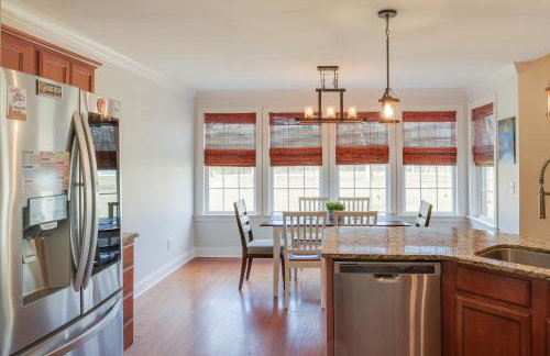 Family-Friendly Home on Large Plot in Lebanon - Foto 8