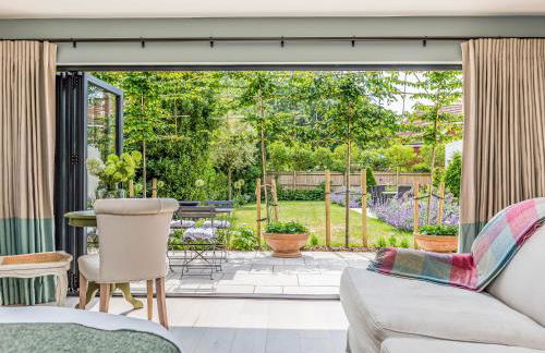 Charming Bosham Garden Lodge - Pass the Keys - Foto 24