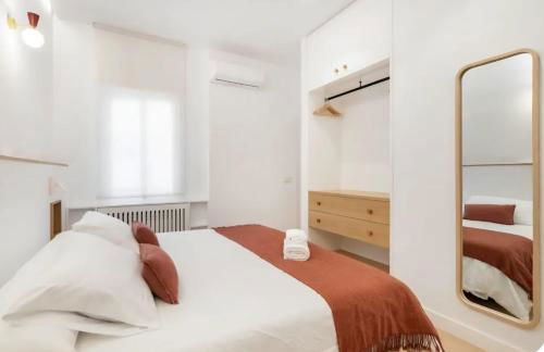 Chueca Fuencarral - 5 Bdrms 5 Baths 12 pax - Photo 75