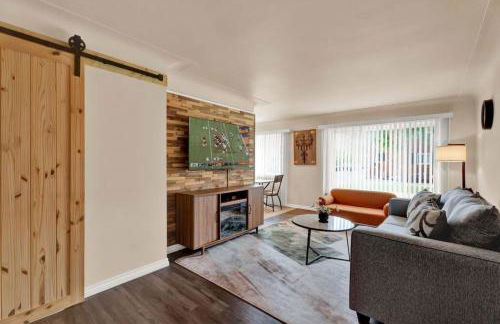 Stylish Comfy Shleby Retreat Patio Parking - Foto 16