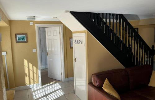 Rain Hill Cottage - Sleeps 4 Parking & Pets Ok - Foto 3