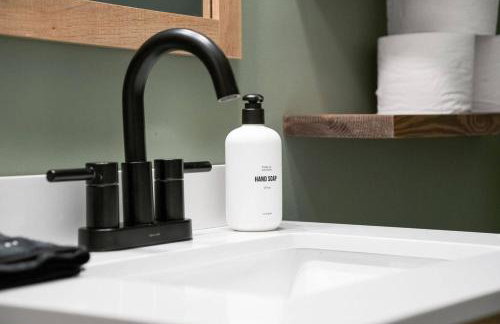 9mi To NRG | Game Room | Hot Tub | Firepit | Grill - Foto 32