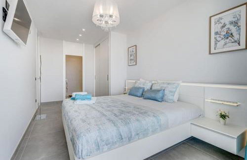 Luxury apartment. Heated Pool. AC. Ocean view! - Foto 6