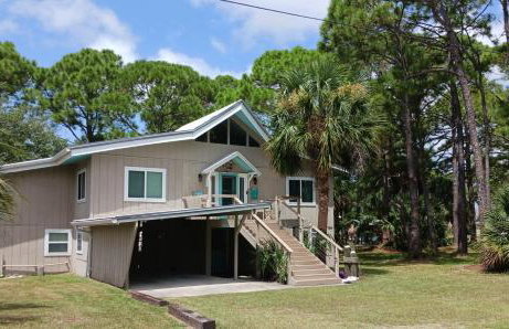 Dog Friendly-Short Walk to Beach-Canal Front-Screened Porch-Peaceful - Foto 49