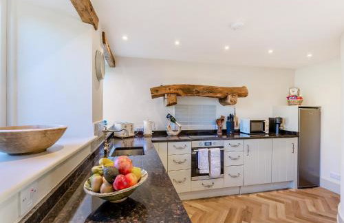 Badger Hill Barn - Photo 9