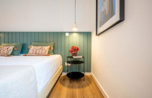 Vila Amorim - Stylish 4BR Home with Jacuzzi - Foto 27