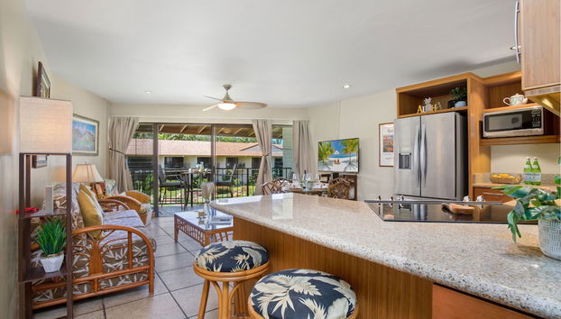 Waiohuli Beach Hale Ocean View Condos with Parking - Foto 4, Habitación