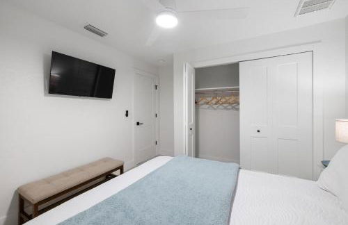 Heat of Siesta Village Walk to Beach w heated Pool - Foto 22