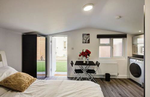 Luxury Studio Cabin - Central Location - Parking - Photo 4